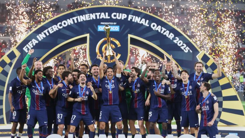 再见会是何时？上一次亚泰降级，球队用时两年重回中超（再见在何日？亚泰上次降级两年后重返中超）