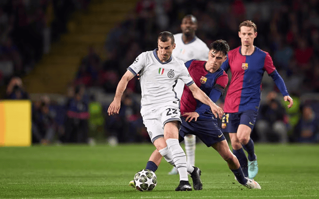 球队是否有姆巴佩依赖症？姆巴佩：问题不合适，进球是我职责（外界质疑姆巴佩依赖症，姆巴佩回应：问题不妥，进球本就是我的职责）