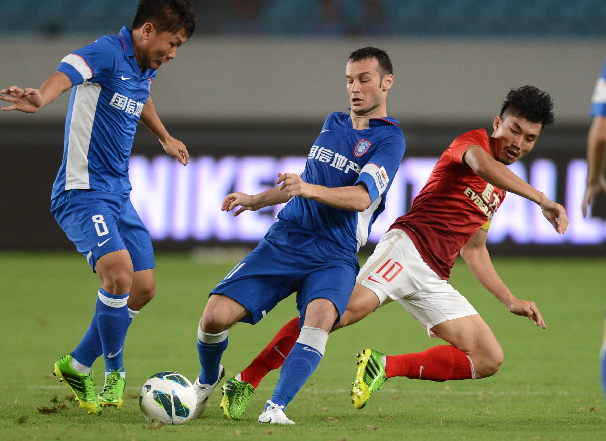 胜北京采访！邱彪直指锻炼价值达，鲍威尔赞高诗岩+喊话战旧主！（击败北京后专访：邱彪称锻炼目标已达成，鲍威尔力挺高诗岩并向旧主喊话）