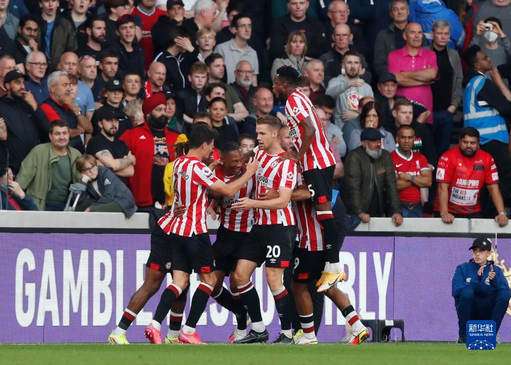 欧协联半场：乌切闪击破门，西塞疑似逃点，水晶宫1-0古比斯（欧协联半场战报：乌切闪击先拔头筹，西塞疑似逃点，水晶宫暂1-0领先古比斯）