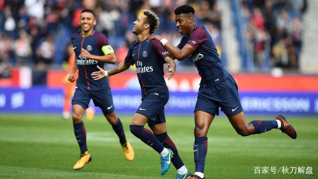 世体：对阵法鹰巴萨共有502人转卖门票，包括11名季票持有者（世体：巴萨战法鹰有502人转售球票，其中包含11名季票持有者）