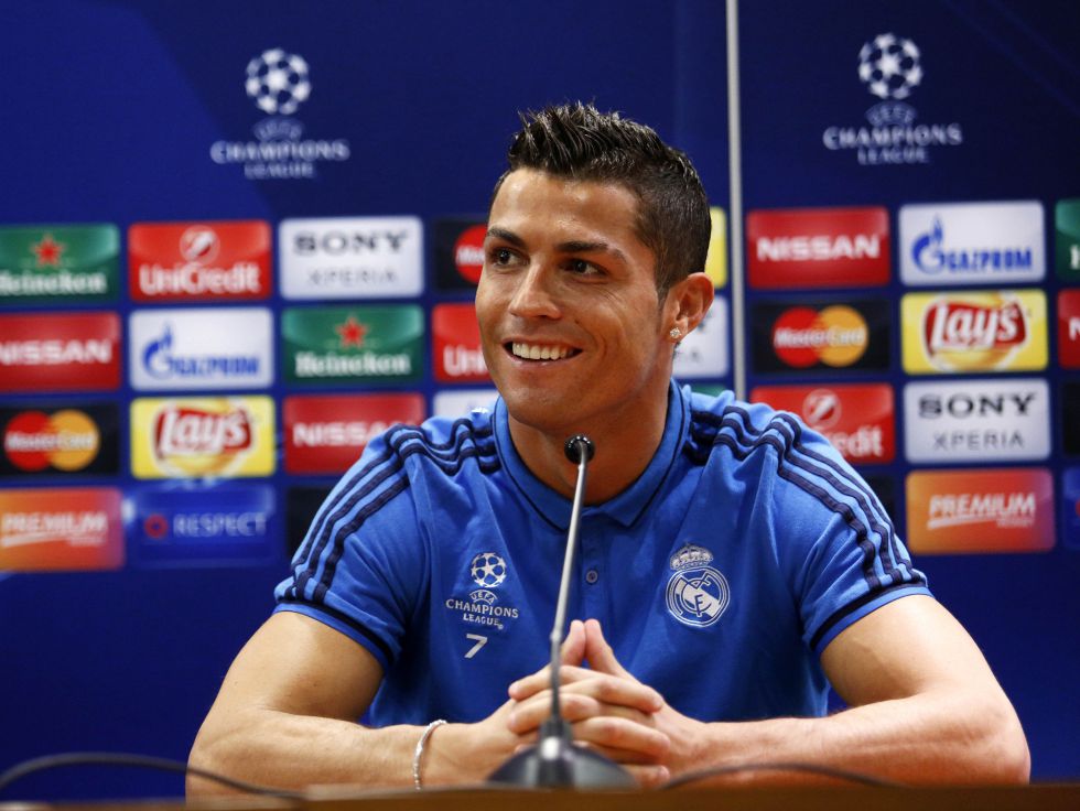 第103球！哈兰德英超进球数追平C罗，所需场次少122场（哈兰德收获英超第103球：追平C罗进球数，少踢122场完成）