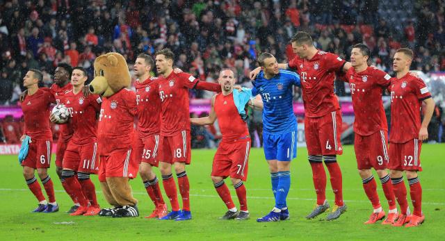 马丁内斯：C罗被罚下主要因为他太有激情；我们必须自我批评（马丁内斯称C罗染红因过度激情，球队必须自我检讨）